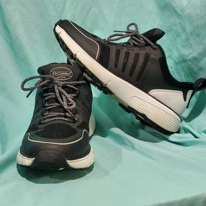 Dr. Comfort, size 9R, Black and White